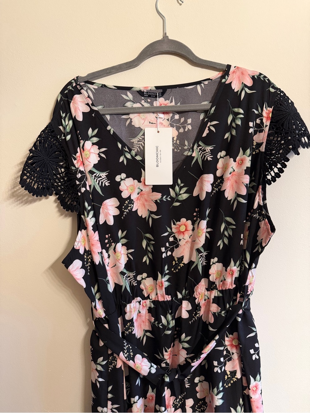 NWT BLOOM CHIC Black Floral maxi dress with Pink Blossoms women’s plus size 26